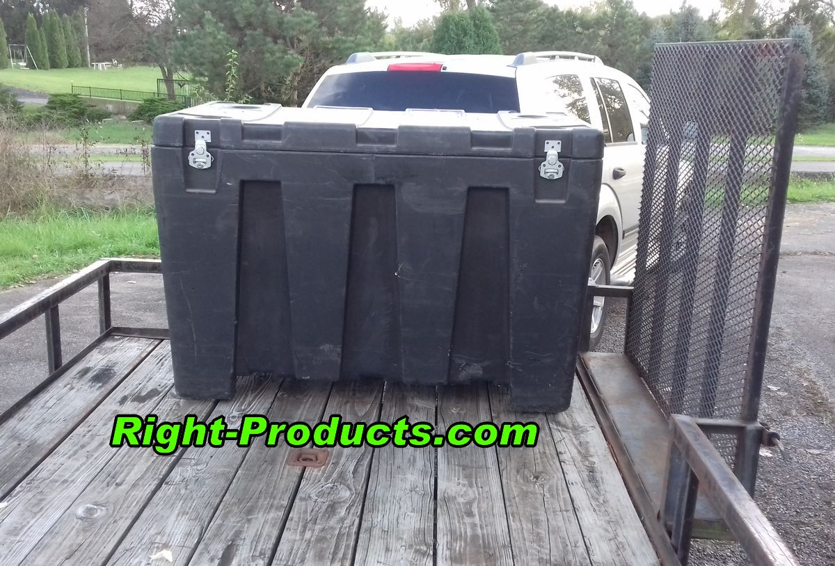 27 Cubic Feet Black Poly-Box Chest on Casters  www.Right-Products.com